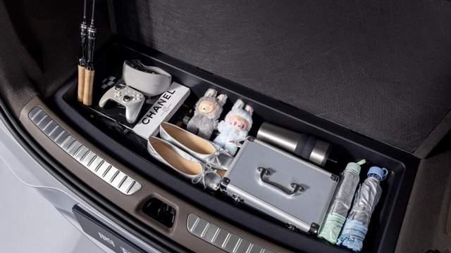 家用SUV新标杆！腾势N8L正式上市，诠释“越级价值终极满足”