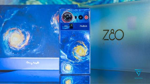 努比亚Z80 Ultra手机发布：搭载第五代骁龙8至尊版！