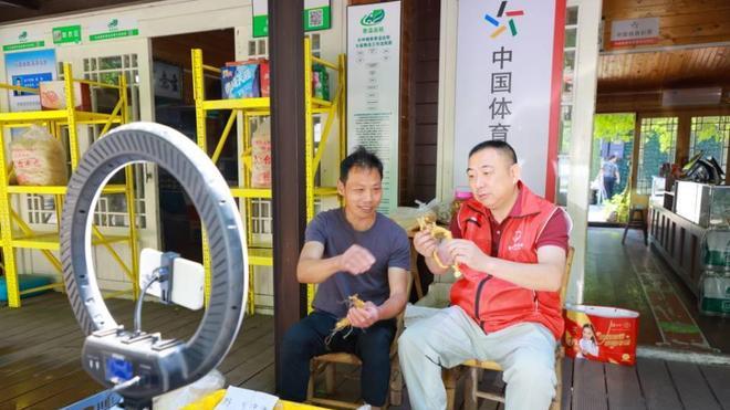 浙江天台：橘子红了，日子甜了，让甜蜜事业在乡野间蓬勃生长