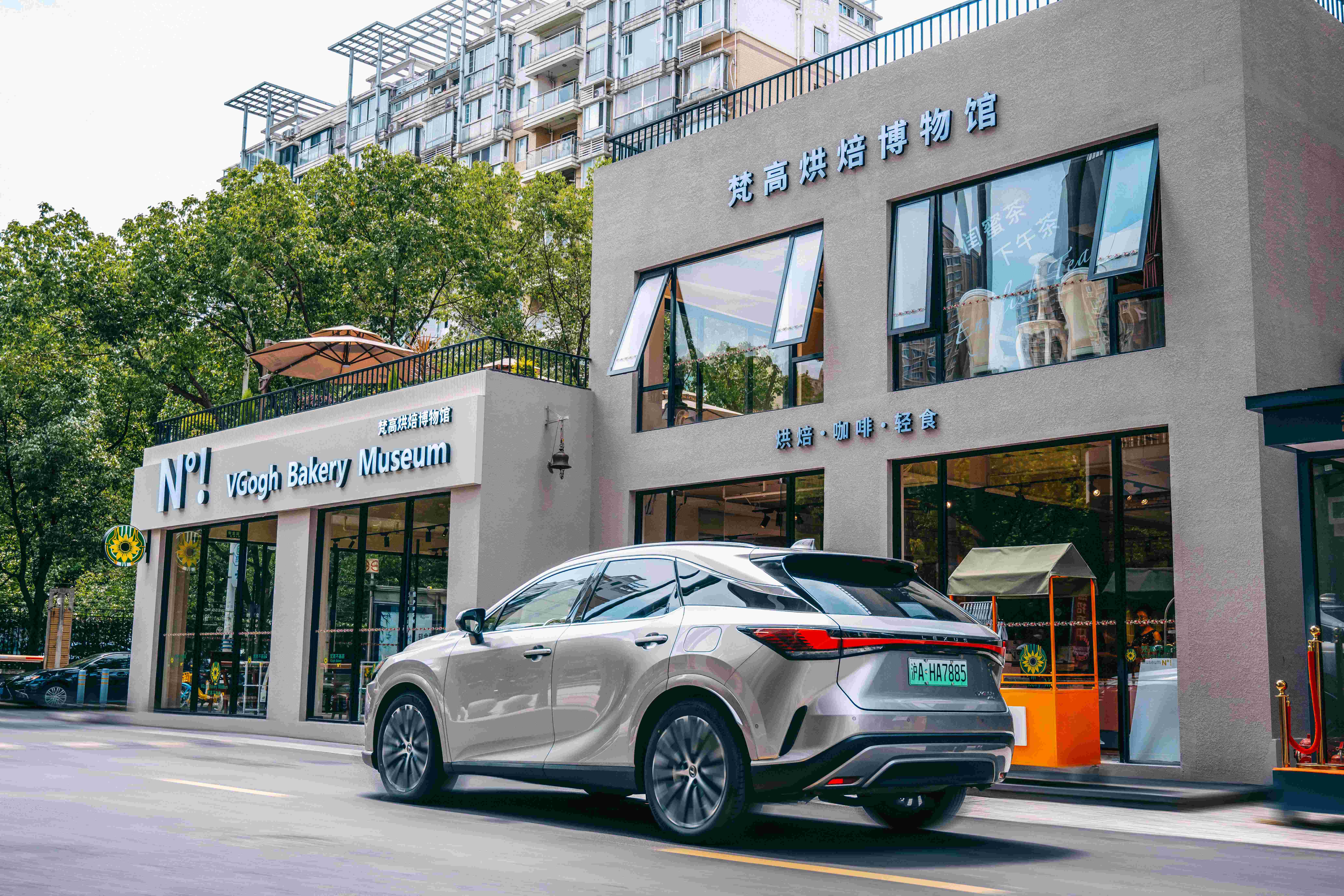 都市探险家的豪华座驾