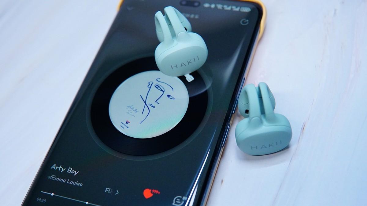 开放式耳机新形态，佩戴舒适，颜值高：哈氪Link耳夹式耳机实测