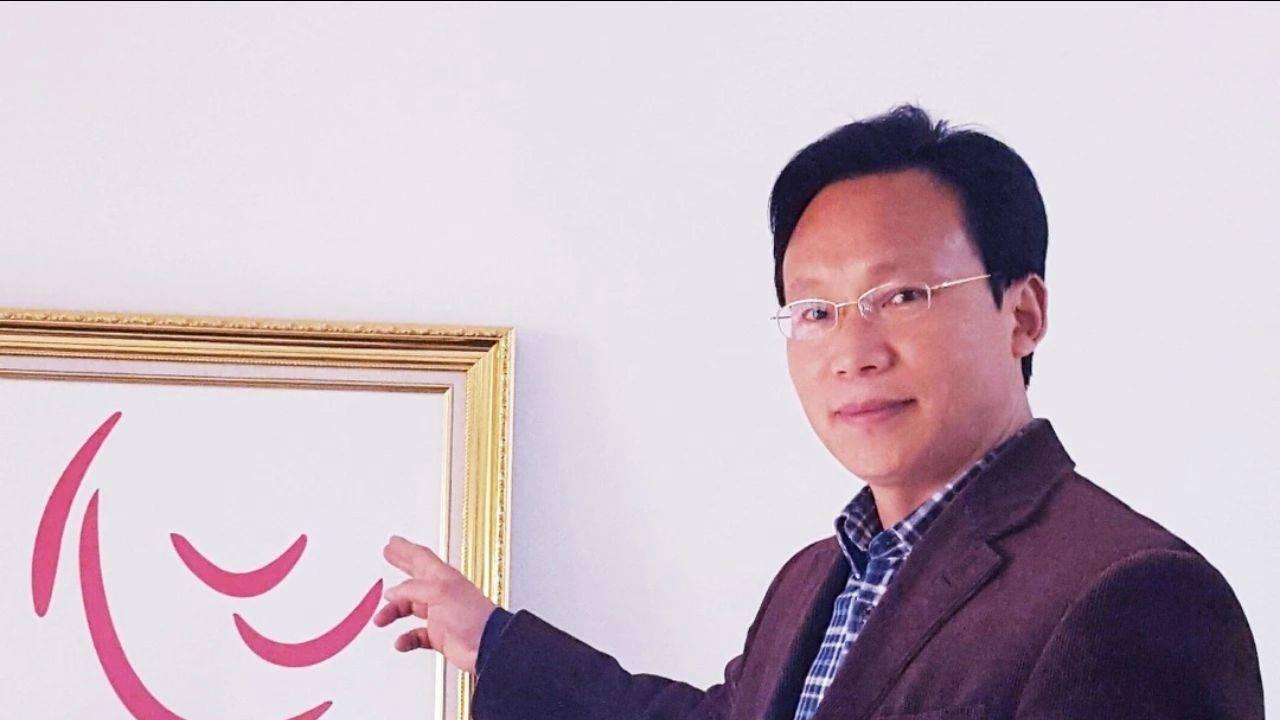 盲人摸象 最易争辩 依赖拐杖 哪如明