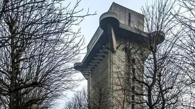 二战德国防空塔：重炮打不穿，轰炸也没用，仅建8个却无一被攻陷
