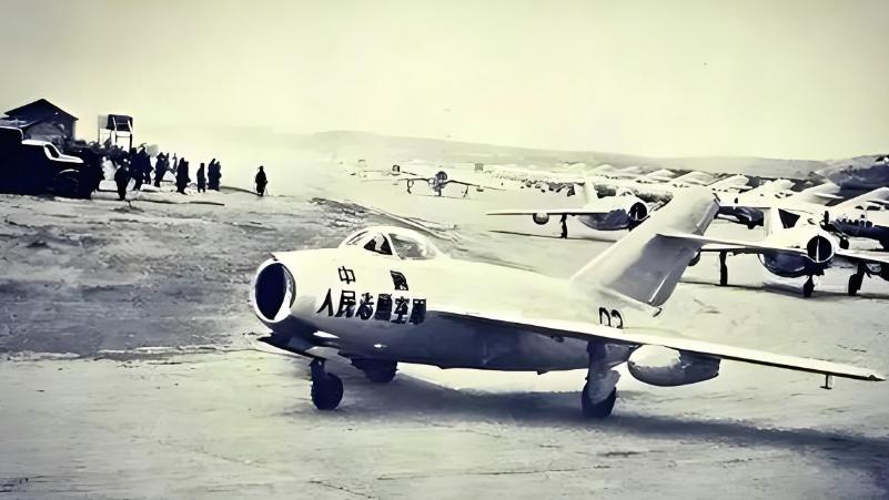 除志愿军，还有谁帮朝鲜打过仗？此国秘密出兵70000人，美国装不知道