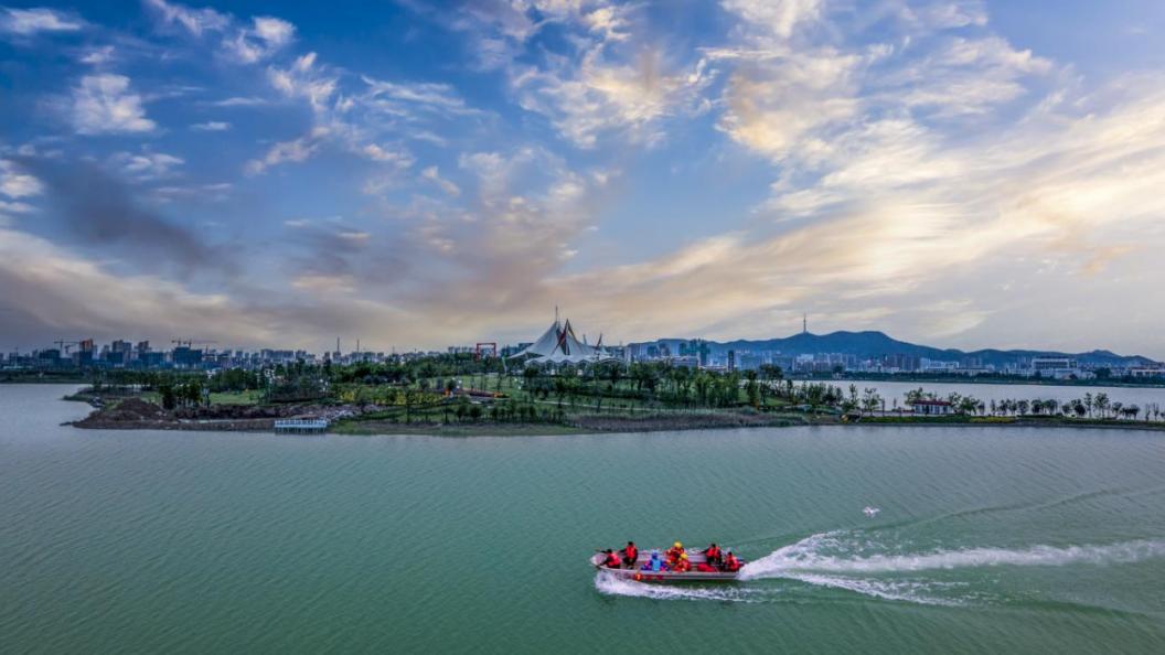 濉水扬波竞龙舟！2025年“行走大运河”—中国辉煌足迹大运河龙舟系列活动（安徽·淮北站）划开千年漕运