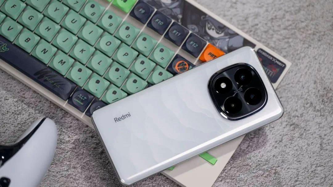 省钱换好机，跌至1529元，512G+5500mAh+IP68，小米“不讲武德”