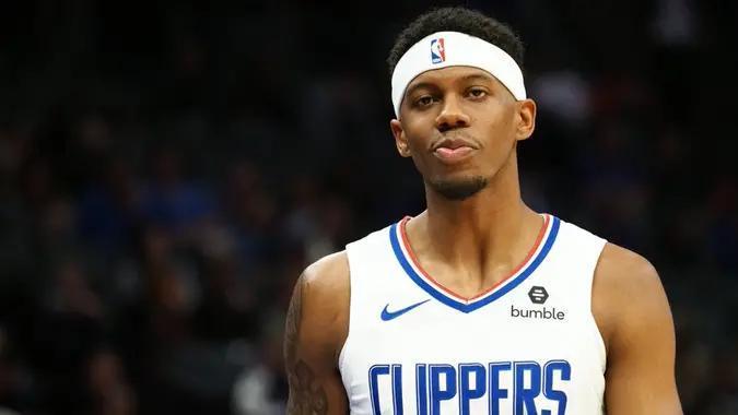 CBA又闹出奇葩事，NBA旧将加盟一场没打就走人，被经纪人戏耍谎报身高