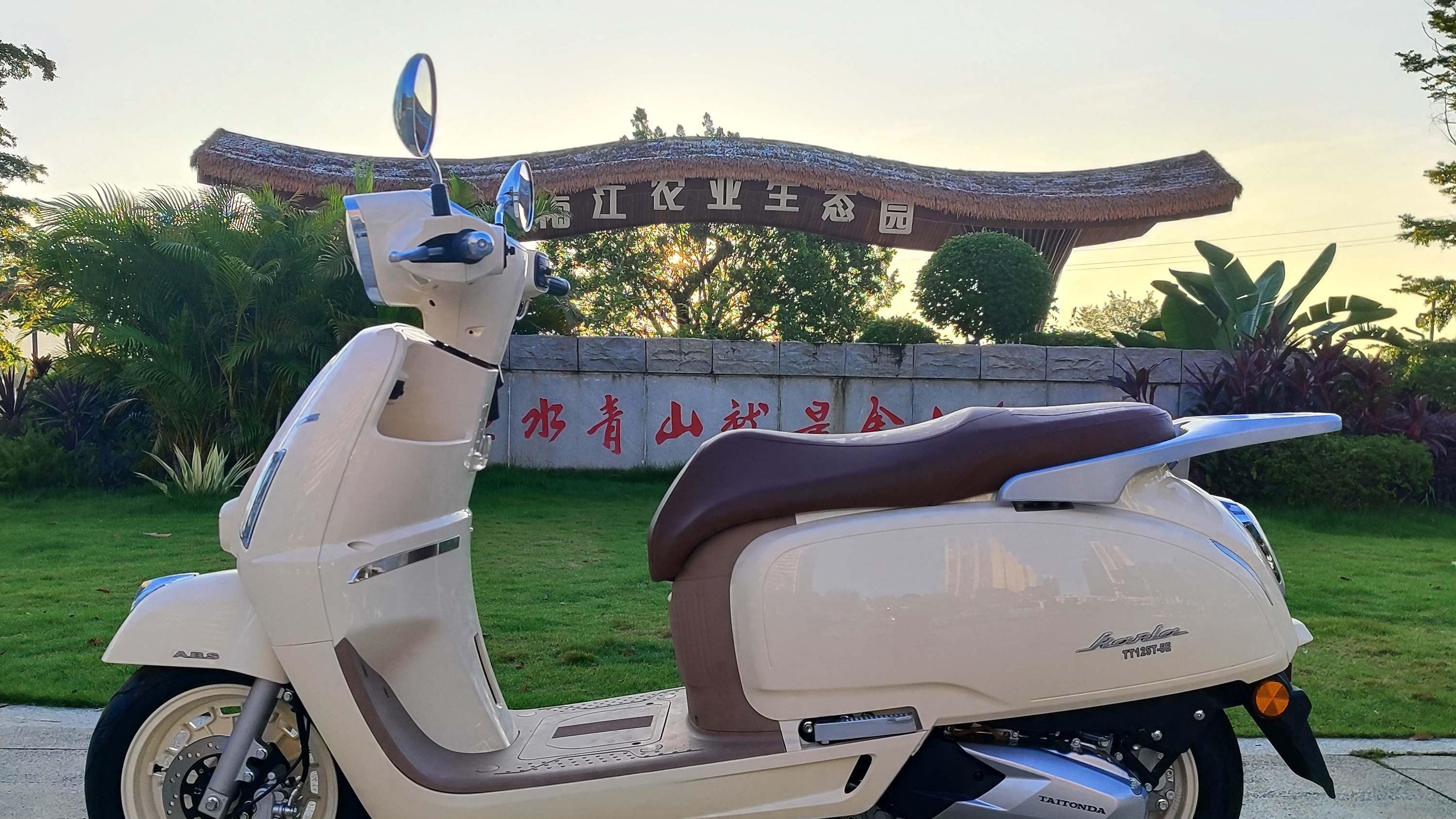 五千元级通勤利器，破界卡拉LA1上市，108体重+750座高，好操控