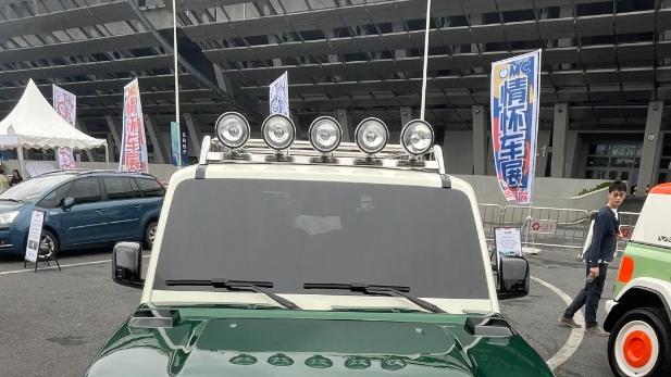 新车亮相，iCAR V23 CYBERSPACE复古版与赛博版究竟谁能脱颖而出