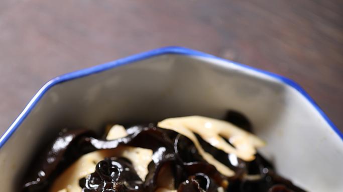 秋天吃莲藕是不是可以润肺？