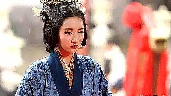 曹操为何嫁七女给汉献帝？联姻藏四招权谋稳江山