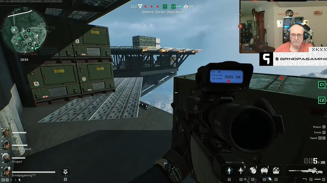 美国72岁退休海军玩FPS，打法保守却枪枪爆头，玩家：获益良多