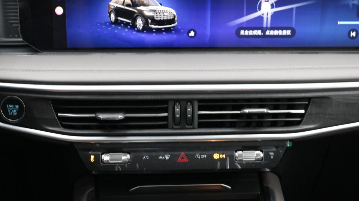 操控性很好，纵置后驱的优势