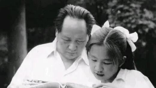 毛主席本姓毛，为什么两个女儿分别叫李讷和李敏？和论语、解放战争有关