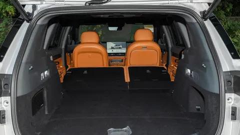 东风奕派2026款eπ008纯电超尊版：大空间家用SUV的新选择