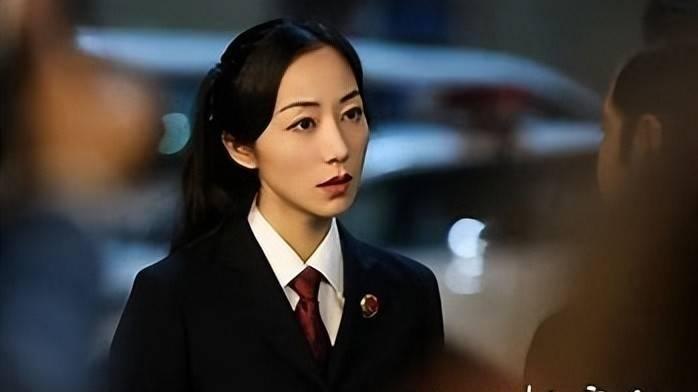 流量崩塌？究竟怎么了？是时代抛弃了她们，还是她们放弃了自我？