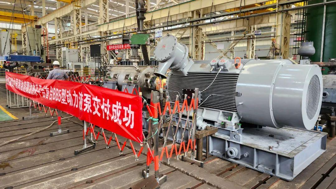 重泵公司为用户设计制造离心式动力液泵顺利通过用户现场验收