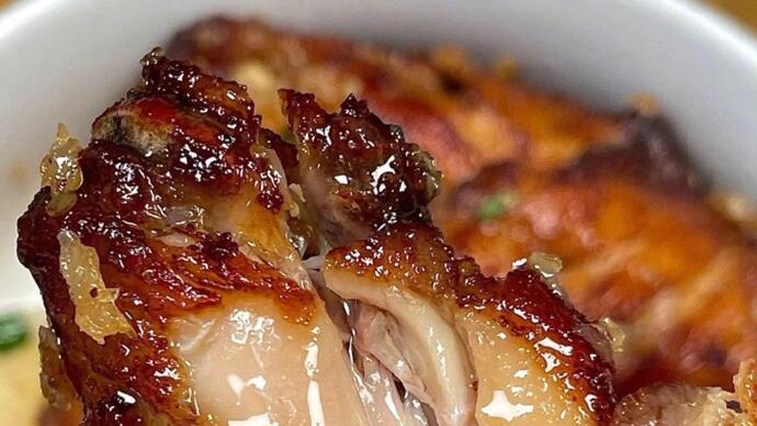 《蒜香鸡翅：家常美味中的小霸王，10分钟征服全家味蕾》