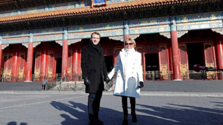 会谈结束，5份联合声明发表，当马克龙面，中方10字评价两国关系