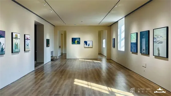 翟永明：诗画交叠处的缠绕——首次北京绘画个展《双重梦境》开幕