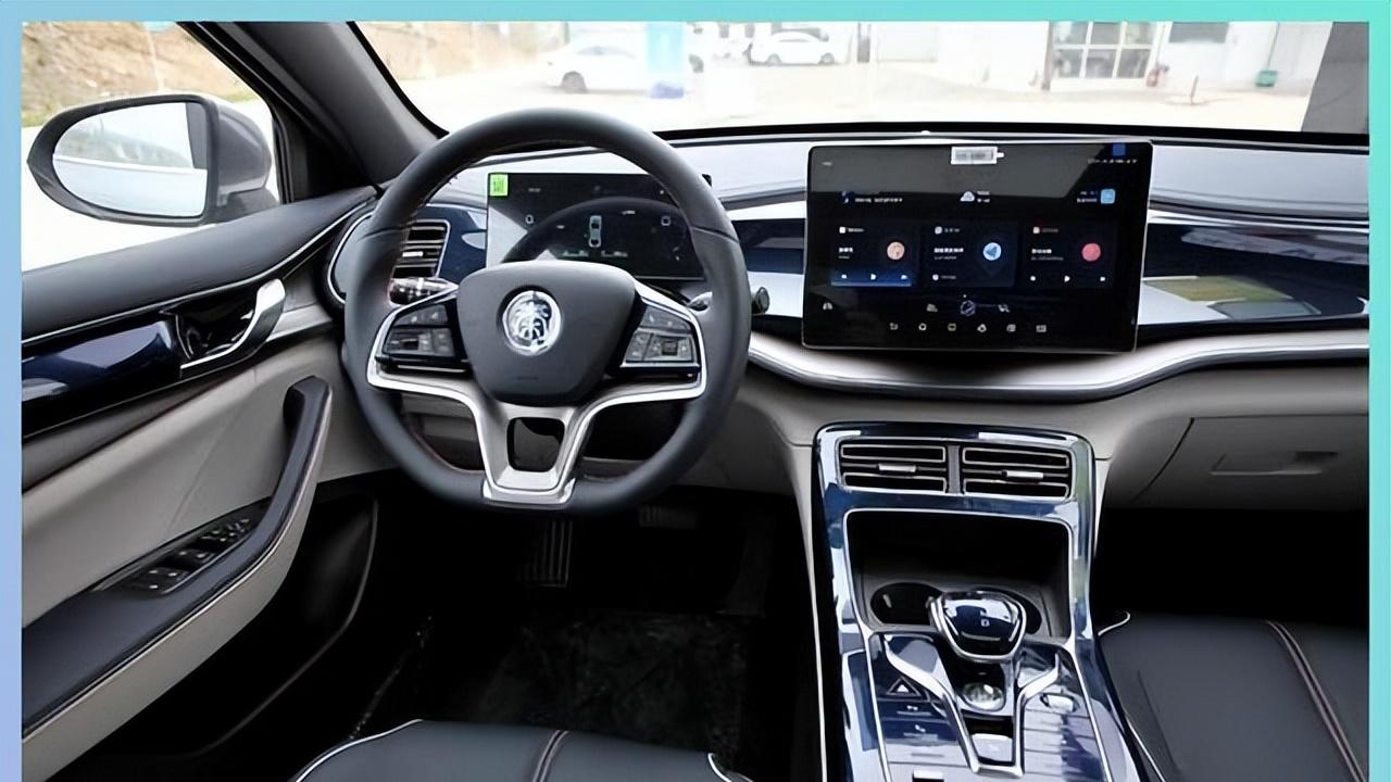 6万出头就能入手，国民家轿焕新，彻底撕碎了合资“品牌溢价”