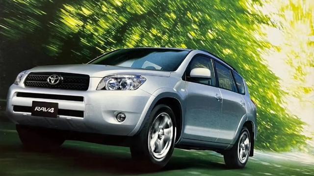 第三代丰田RAV4这款车真的皮实耐用，你家里的还在吗？