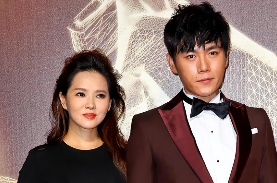 伊能静秦昊疑婚变，“各过各的”引猜测，伊能静回应遭网友质疑