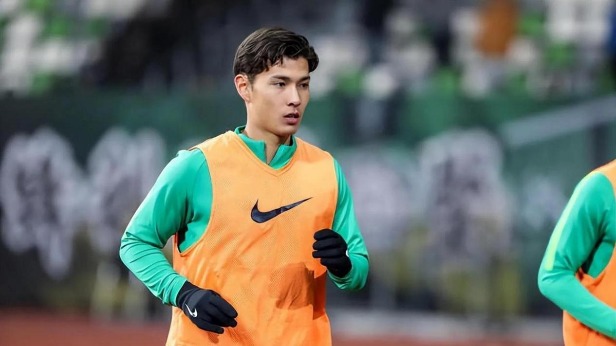 中超新动态！国足“救星”侯永永两轮0球0助！云南50万欧打水漂？