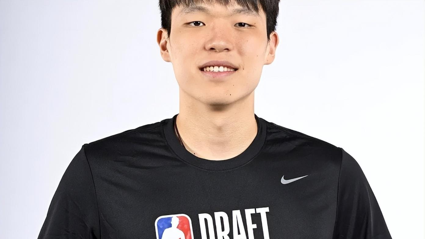 杨瀚森至今英语比较差，真印证了杨毅当初说的他很懒吗？