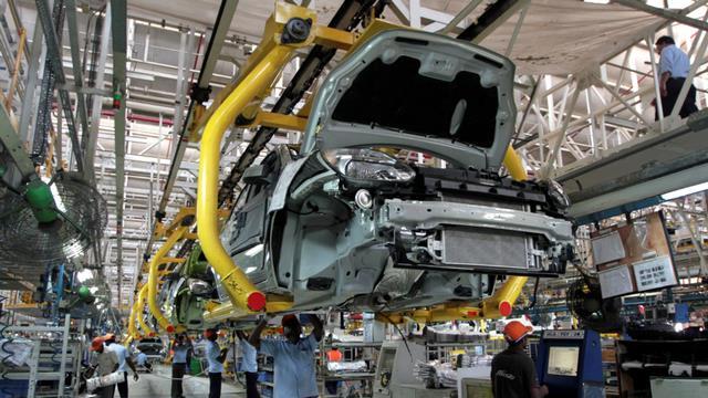 中国掐紧全球稀土，印度最先翻白眼，想活下去先把莫迪架上谈判桌