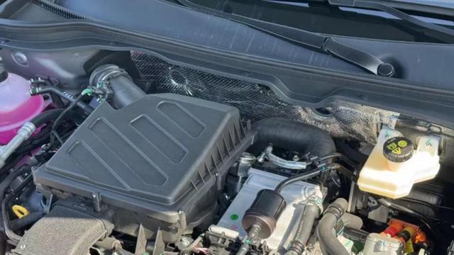 福特领裕插混重构中大型SUV，油耗痛点不再是难题