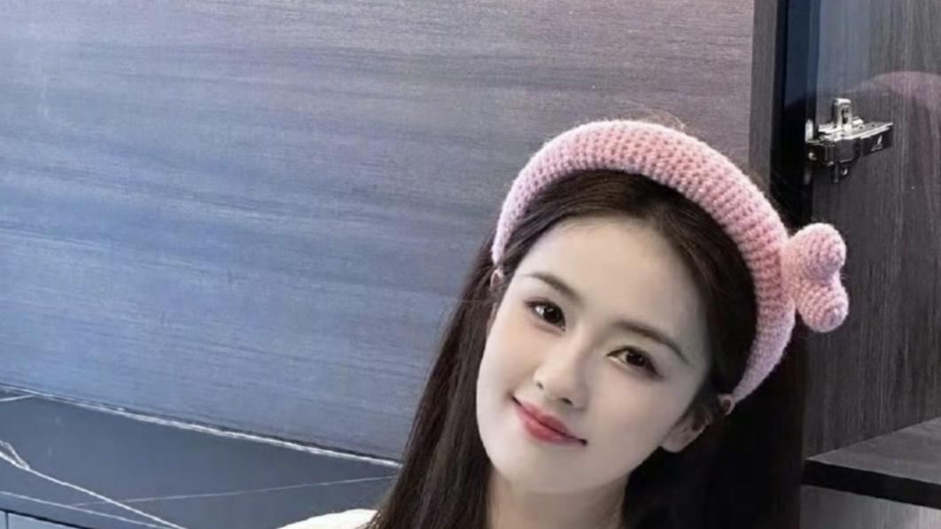 顶流小花白鹿杀青现场哽咽自曝"神秘疾病"：一场让全网揪心的健康警钟