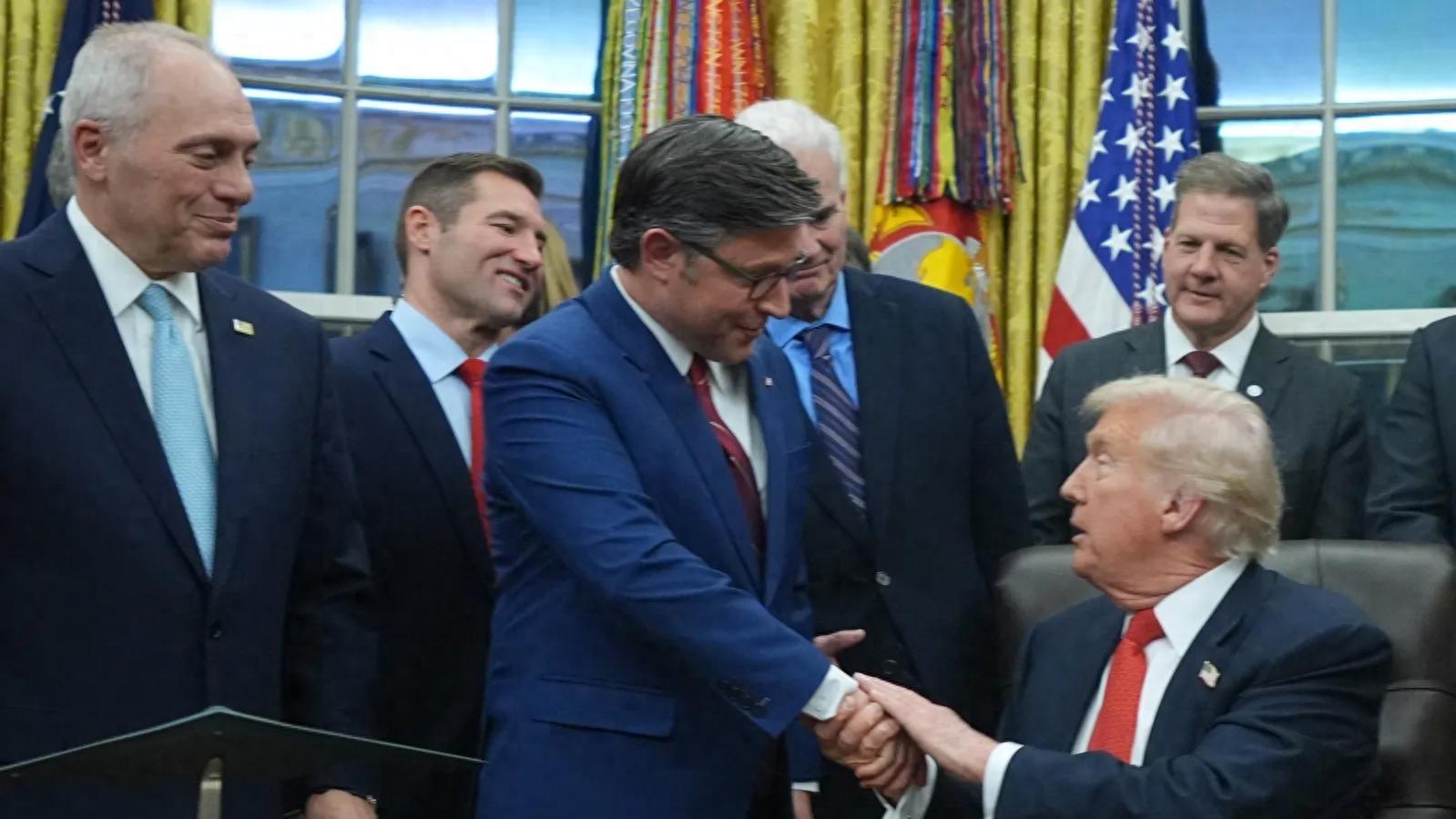 特朗普率先行动，北卡选区重划获准，民主党席位恐失