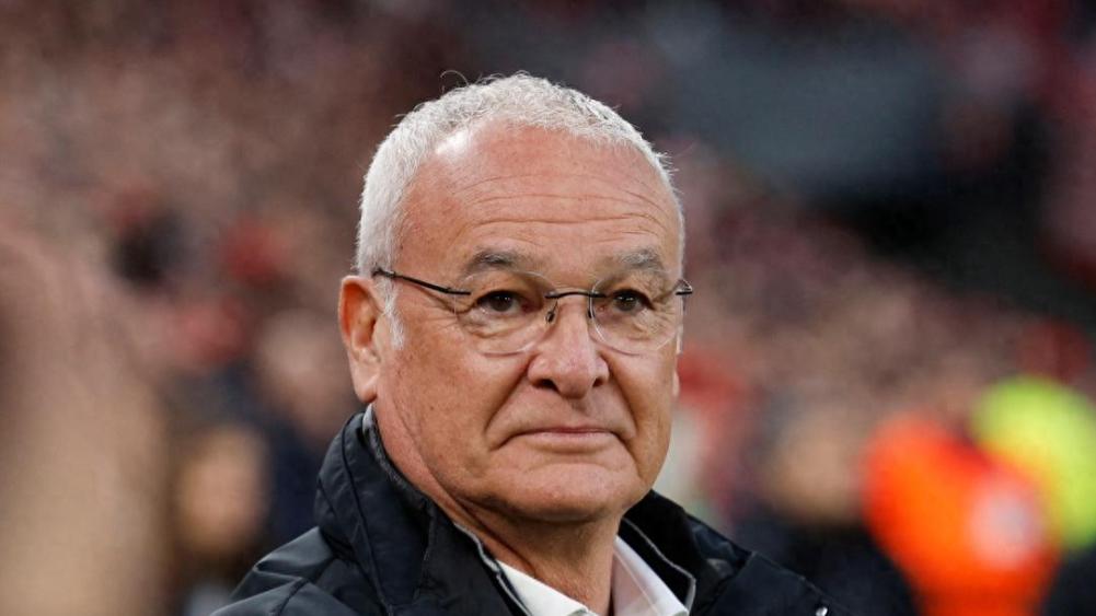 胡梅尔斯染红酿悲剧，3-4，罗马遭西甲第4逆转，无缘欧联八强