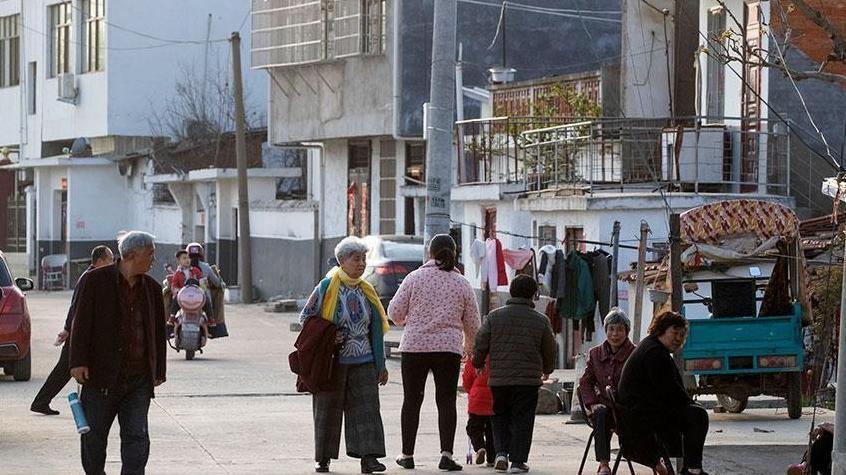 中国的2000多个县城里，普通人都过着怎样的安逸生活？