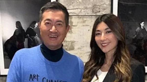 邓梓峰女儿邓琼芝惊艳！42吋长腿！全球DJ巡演！