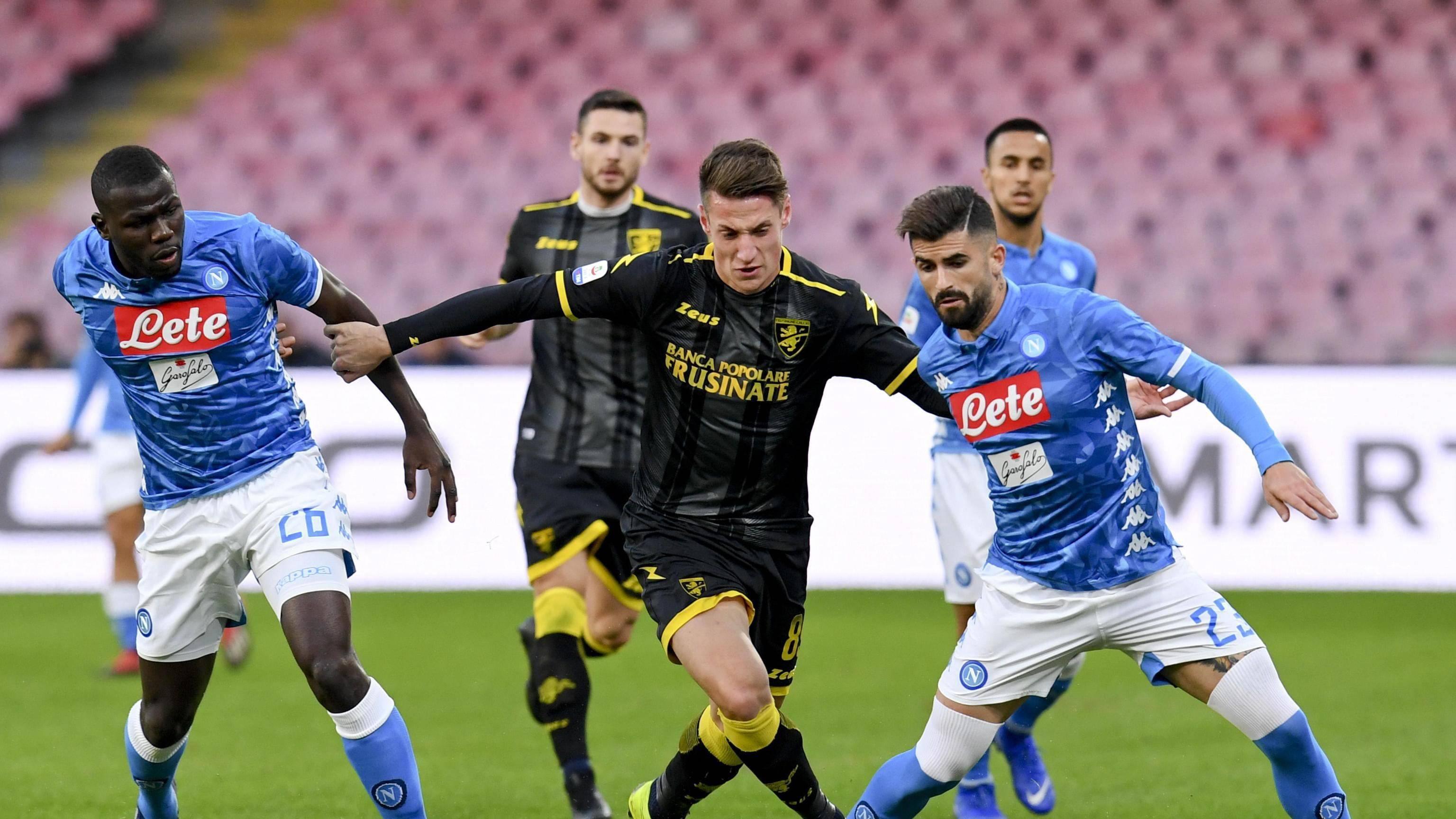 意甲榜首战：那不勒斯客战博洛尼亚，火力对决！