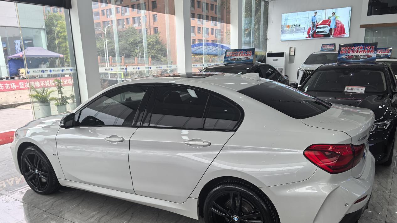 2023款宝马1系，7.5秒破百，2万公里准新车，运动轿跑新选择！
