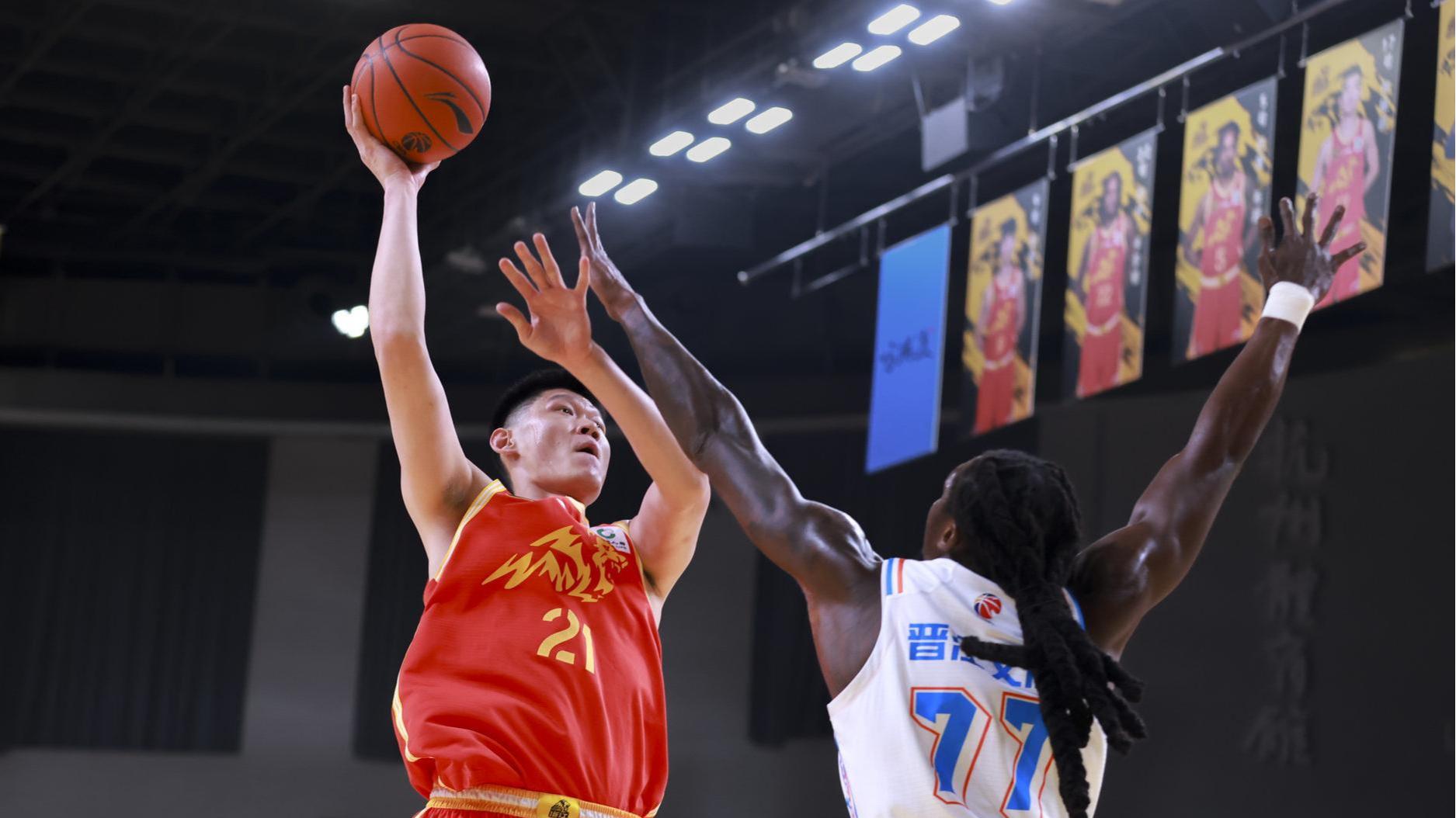 打疯了! 随着广厦11连胜, 新疆赢17分, 第34轮全部结束, CBA排名大变