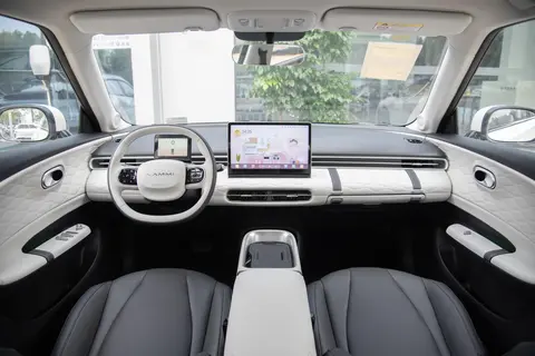 东风奕派纳米01：6万级纯电小车，颜值、空间、智能全在线