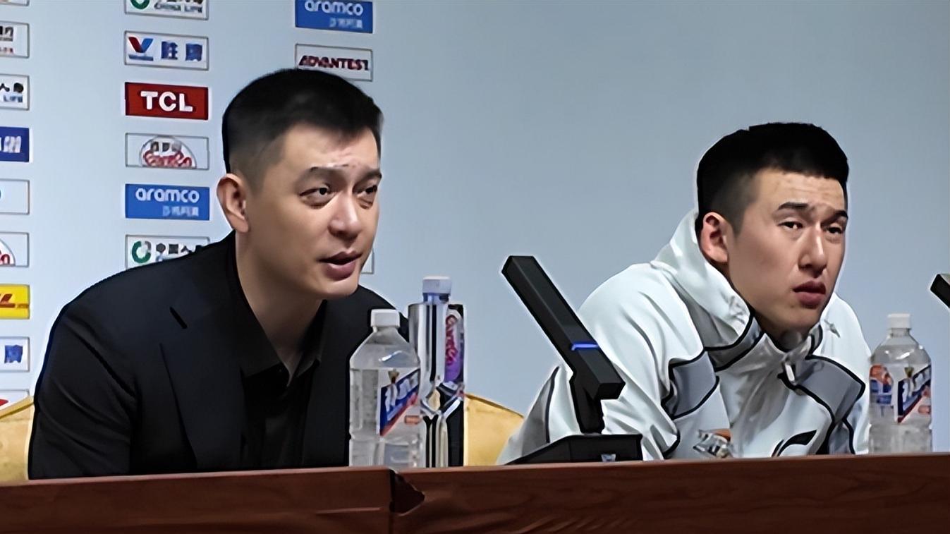 末节篮板3比14，8人合计仅得4分，付豪赛后无奈表态