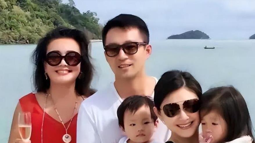 汪小菲赢，黄春梅索赔750万，被全面驳回