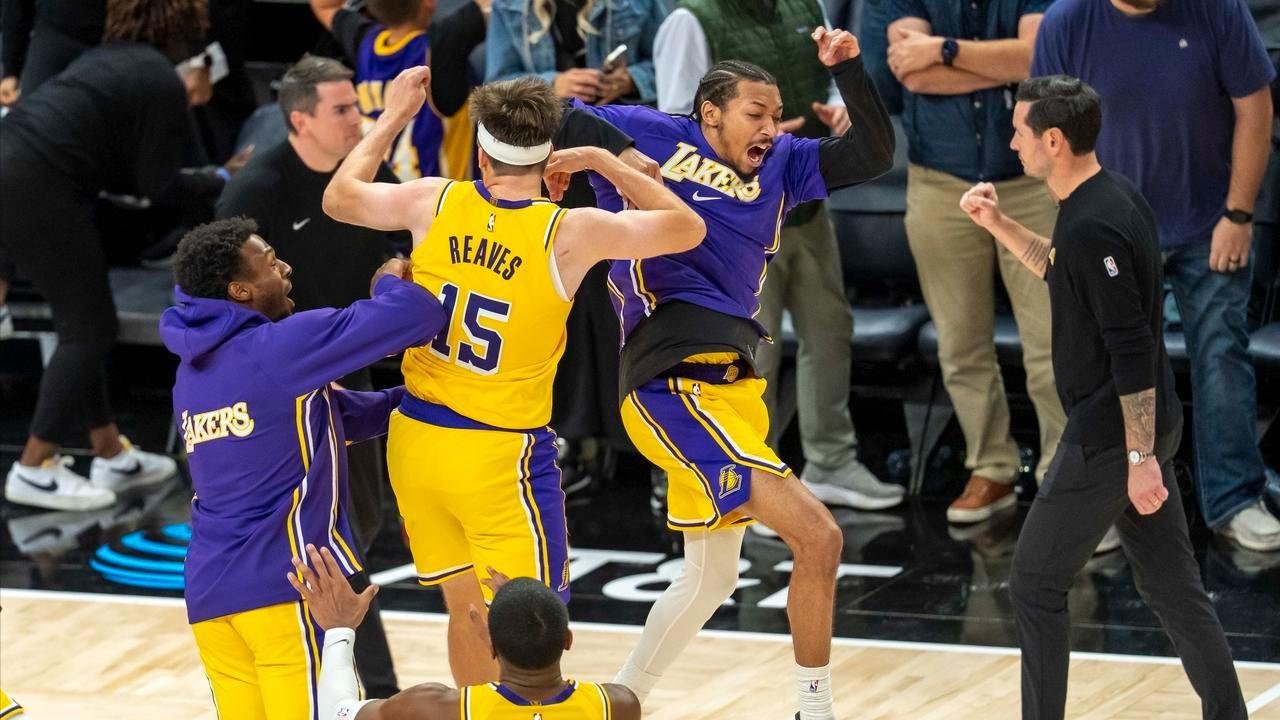 得分第四助攻第二，里夫斯表现无限猖狂，正式喊话老詹卢卡