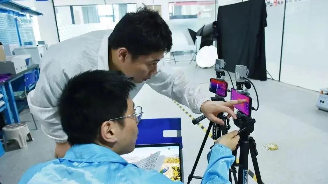 朋友圈热议：德阳机器狗为何能带来3000万元产值？