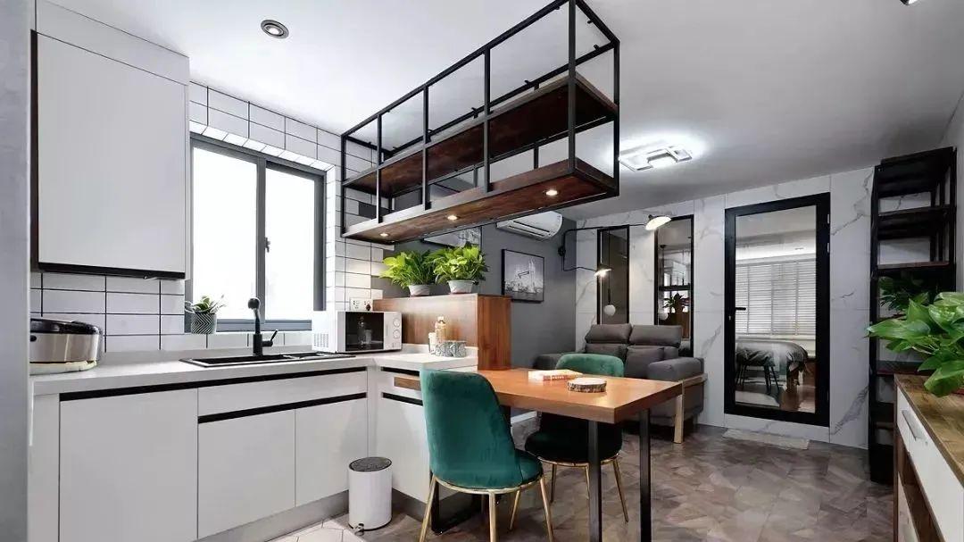 嫌小户型餐厅又小又挤？那是你不会弄，聪明人都这样做！