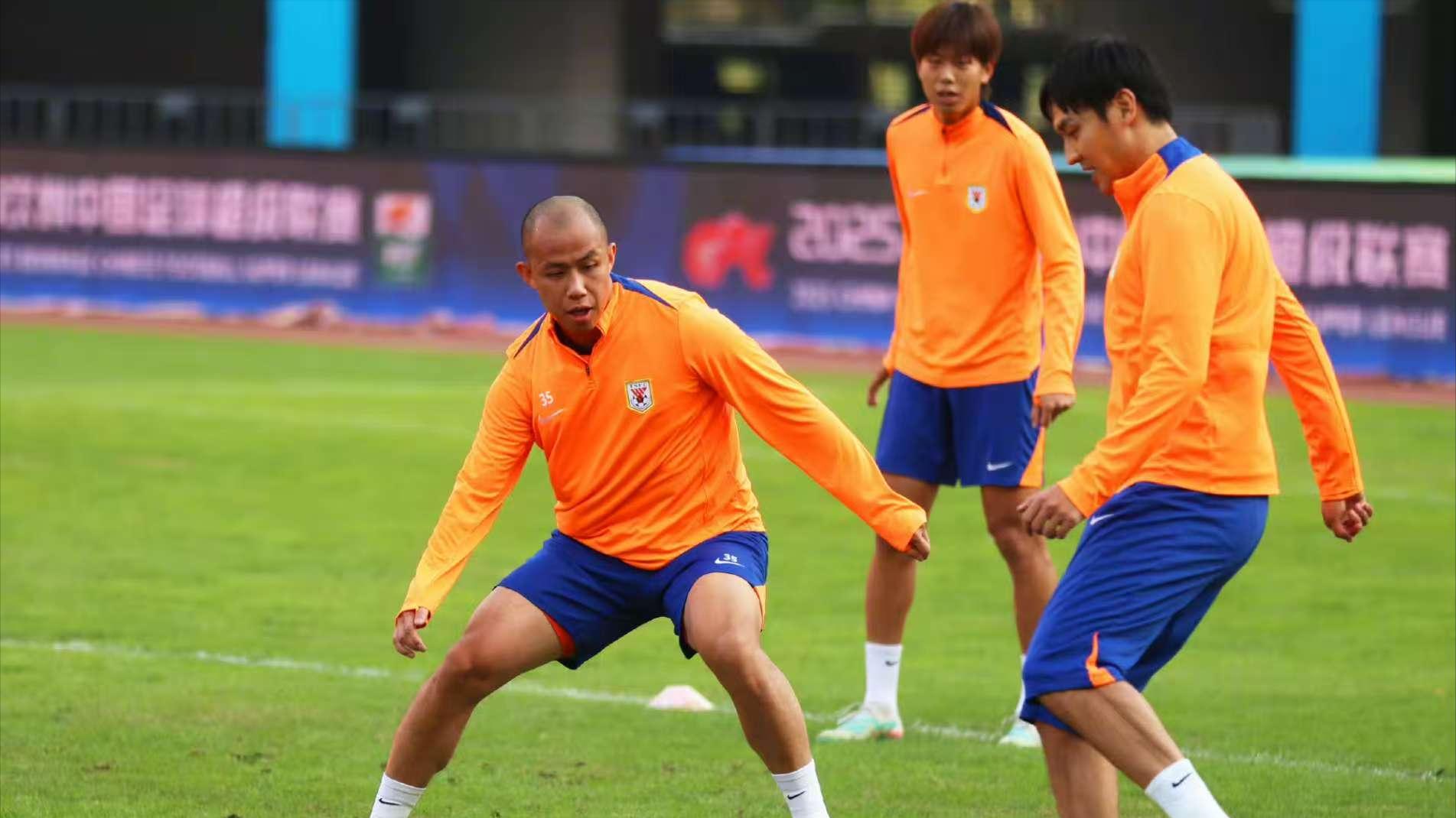 泰山免签国脚铁卫？鲁媒艾特泰山官网：某队5号续约不顺