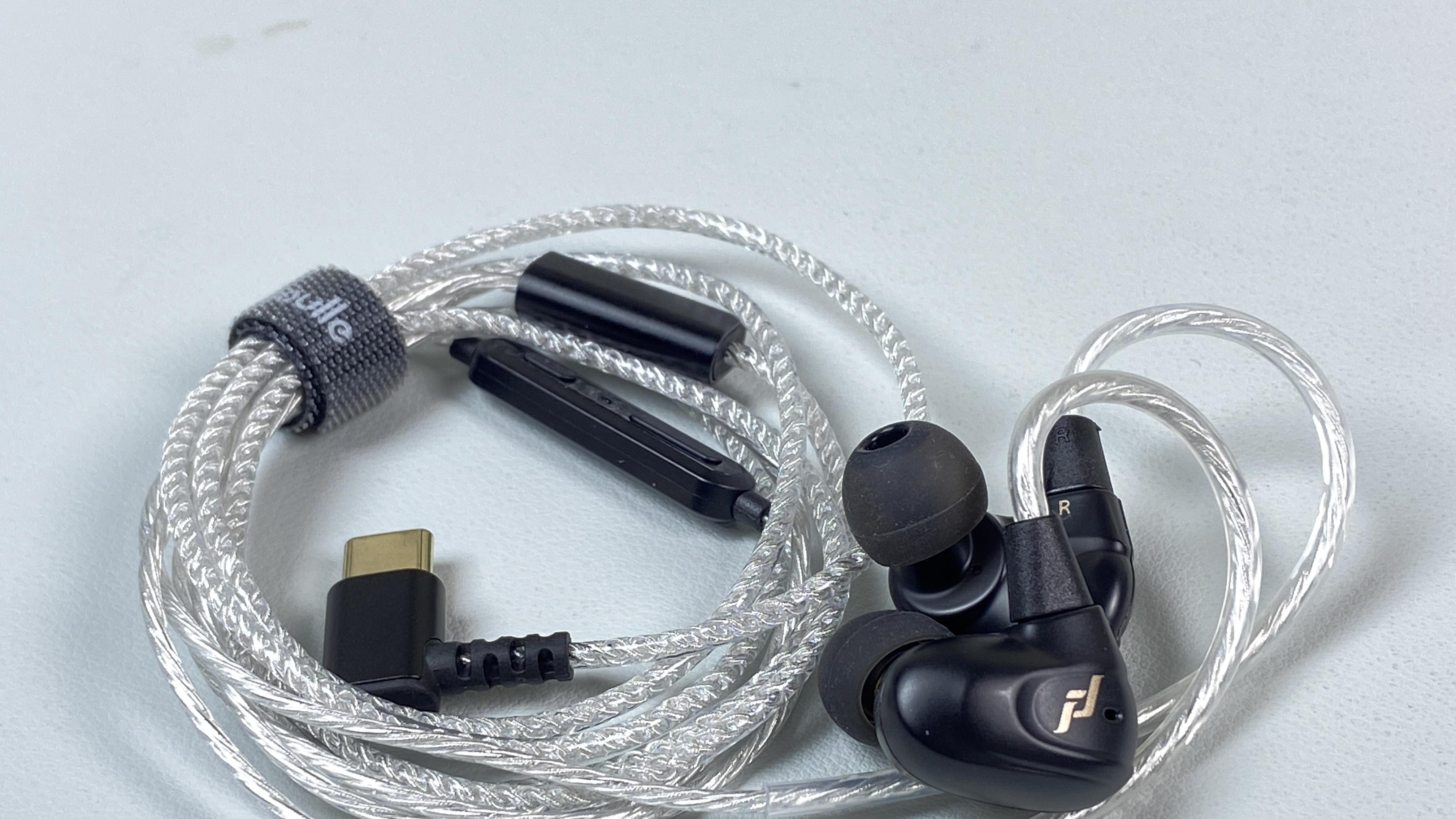 目前最值得买的3款有游戏耳机推荐，单价仅200元左右