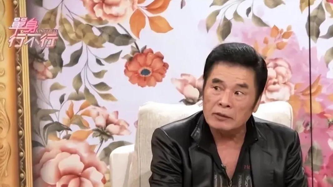 1岁老人同时拥有6位夫人，每位每月7万零花钱，再娶第七房小娇妻