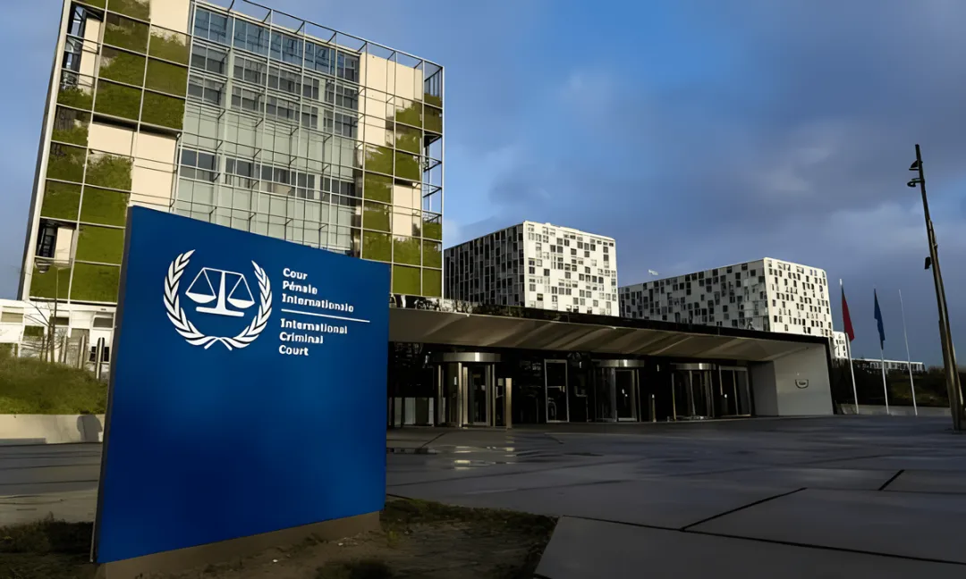 杜特尔特被捕当天，中方亮明了态度，送了一句话，给国际刑事法院