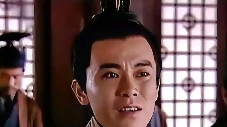 汉武帝临终前，看了一眼心爱的钩弋夫人，却说：你太美了，赐死吧